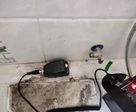 合川屋顶漏水维修公司分享下卫生间漏水的危害及解决方法